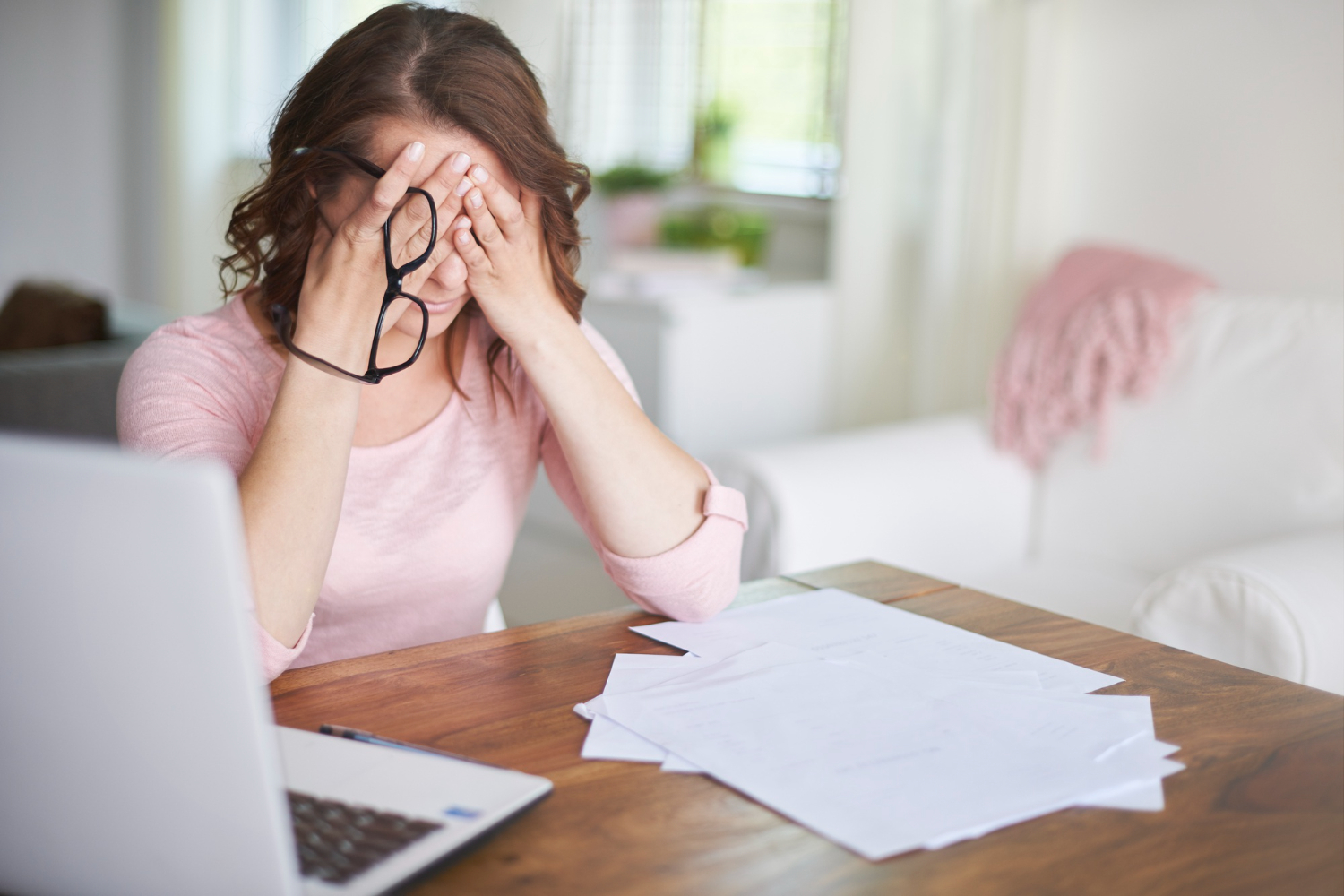 Tremore agli occhi: è sempre colpa dello stress? Tremore agli occhi: è sempre colpa dello stress?