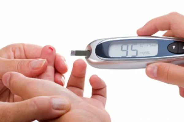LE COMPLICANZE DEL DIABETE – PROBLEMI DATI DAL DIABETE LE COMPLICANZE DEL DIABETE – PROBLEMI DATI DAL DIABETE