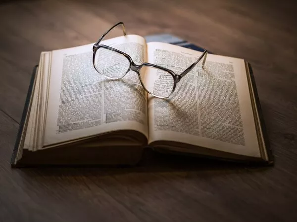 OCCHIALI DA LETTURA OCCHIALI DA LETTURA