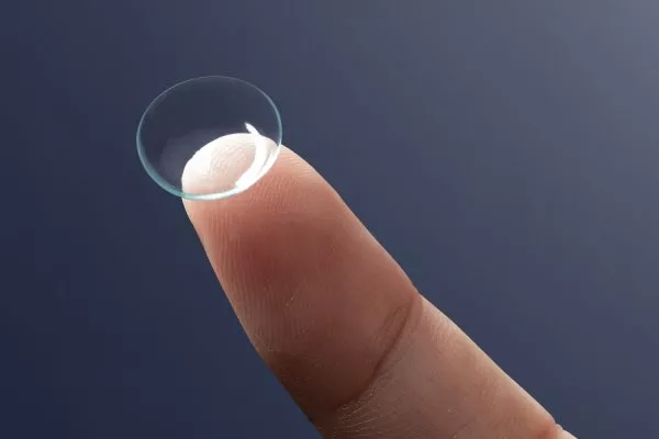 TIPOLOGIE DI LENTI A CONTATTO TIPOLOGIE DI LENTI A CONTATTO