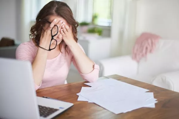 Alcuni validi accorgimenti per donare sollievo agli occhi gonfi Alcuni validi accorgimenti per donare sollievo agli occhi gonfi