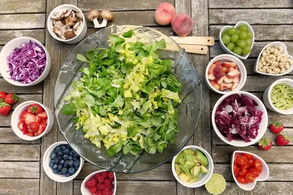 Pro e contro delle diete vegetariane: un nuovo studio ne mostra l'impatto sulla salute Pro e contro delle diete vegetariane: un nuovo studio ne mostra l'impatto sulla salute