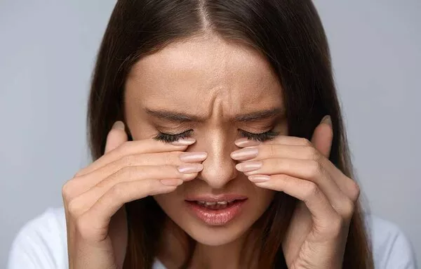 Allergie ai pollini e occhi combattere gli effetti negativi Allergie ai pollini e occhi combattere gli effetti negativi